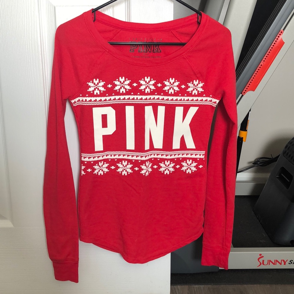 Red and white PINK long sleeve sleep top